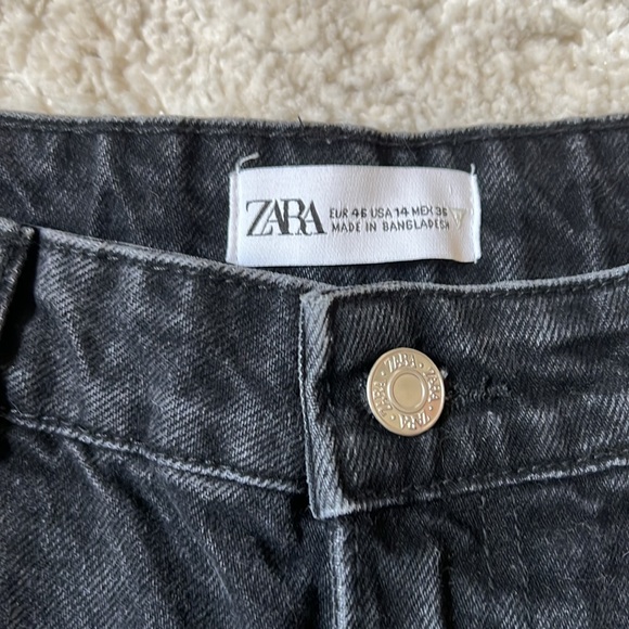 NWT women’s Zara jean shorts - Picture 2 of 3